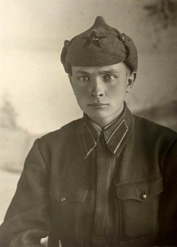 В Красной армии Катин-Ярцев прослужил с 1939 до 1946 года