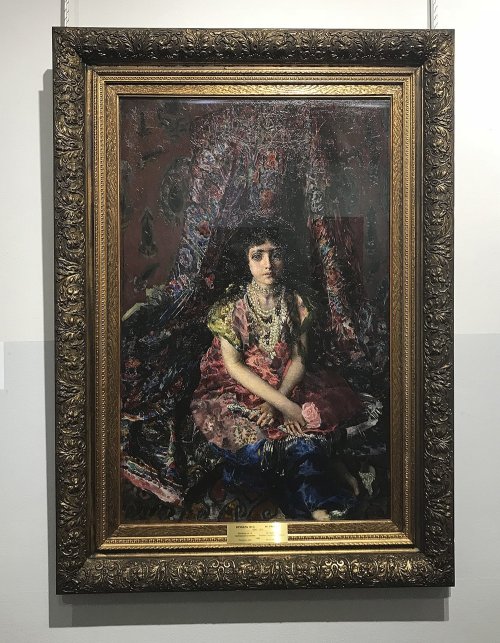 М. Врубель. Девочка на фоне персидского ковра. 1886 год. Национальный музей "Киевская картинная галерея".