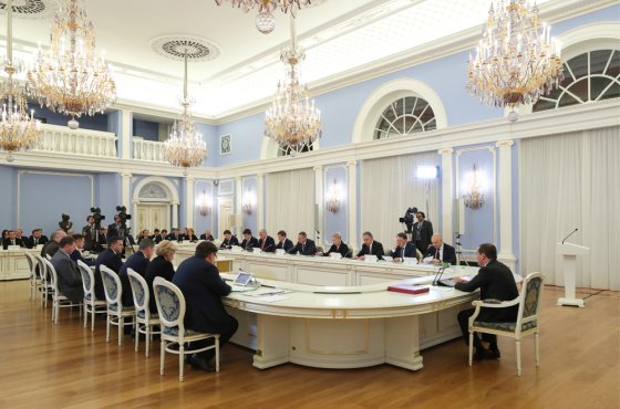 Медведев призвал сконцентрироваться на росте инвестиций в РФ