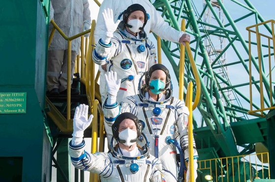Космонавты Рыжиков и Кудь-Сверчков впервые выйдут в открытый космос