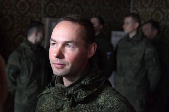 Актер Евгений Павлов рассказал о службе и гастролях в зоне СВО