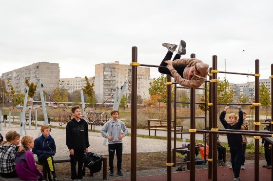 Львова-Белова: В Мариуполе в парке "Родина" открыли спортивную площадку