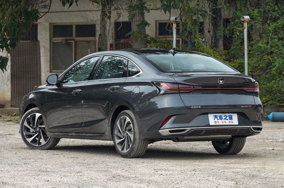 "Китайские автомобили": Changan Raeton Plus может стать возрожденной "Волгой"