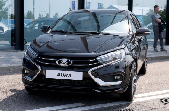 Президент АвтоВАЗа сравнил комфорт в салоне Lada Aura с Toyota Camry