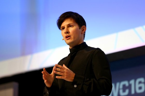 Медведев: Дурова могут заставить передать ключи шифрования Telegram Франции