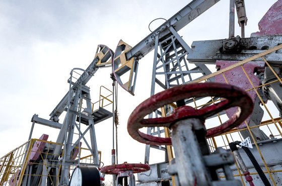 Эксперт: Новые санкции США максимально усилили давление на российскую нефтянку