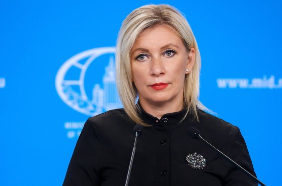Захарова сравнила Зеленского с маленькой молью из-за слов о мирных переговорах
