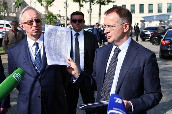 "Мяч на стороне Киева". Мединский доложил Путину о переговорах в Стамбуле