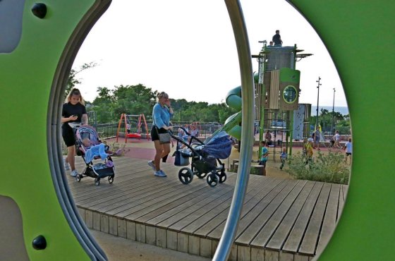 Через полгода Крым может остаться без детских площадок