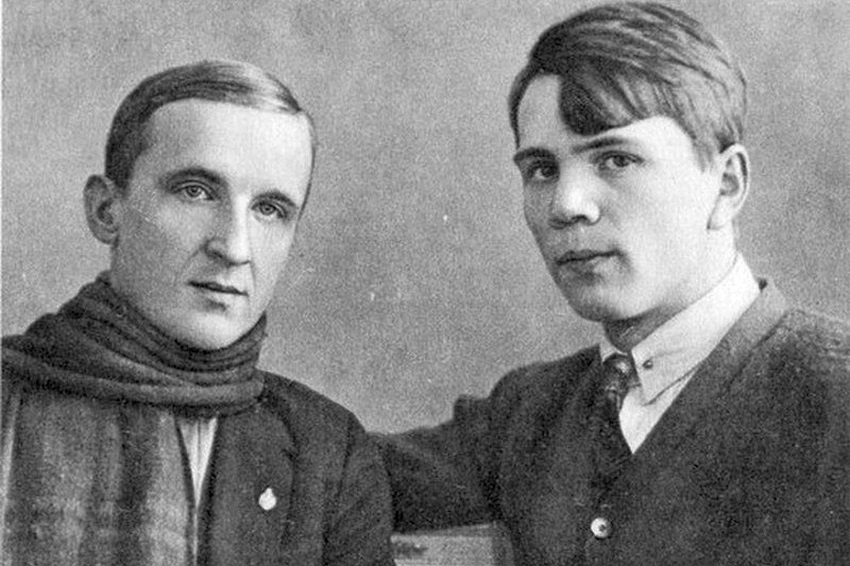 Писатели Григорий Белых и Леонид Пантелеев. 1928