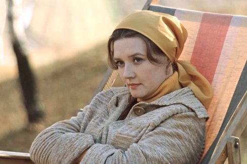 Кадр из художественного фильма режиссера Владимира Меньшова "Москва слезам не верит" (киностудия "Мосфильм", 1979 г.). 