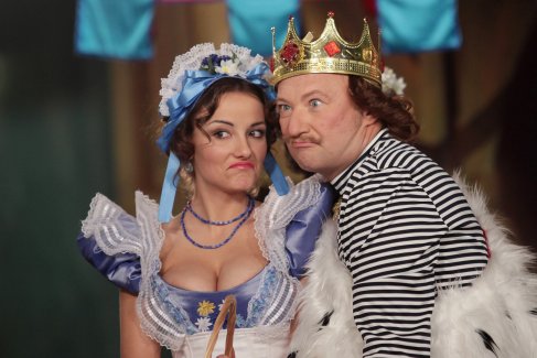 Актер Юрий Гальцев в роли Голого Короля на съемках новогоднего телевизионного мюзикла "Красная Шапочка".