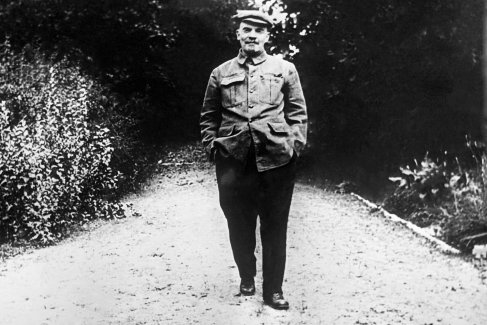 155 лет назад родился Ленин