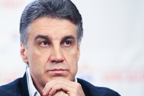 Когда Алексея Пиманова спросили,
как завоевать доверие зрителей,
он ответил: просто надо не врать.