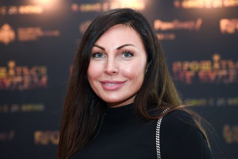2018 год. Актриса на премьере фильма режиссера Павла Дроздова "Прощаться не будем" в Музее Победы на Поклонной горе. 