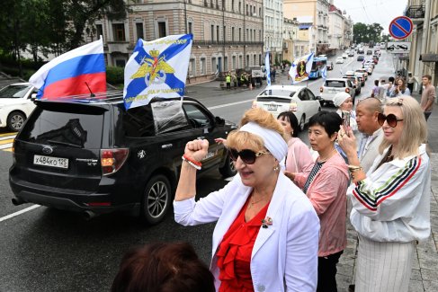 Празднование Дня Военно-морского флота РФ во Владивостоке.