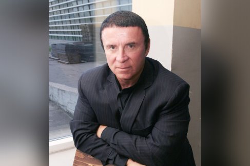 2006 год. Известный экстрасенс Анатолий Кашпировский.