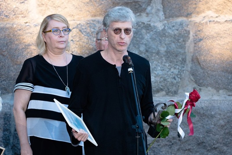 Режиссер Ливнев представил на "Кинотавре" фильм "Ван Гоги" - РИА Новости, 06.06.