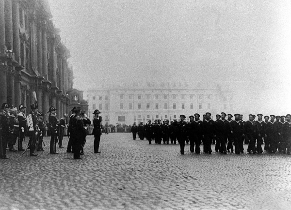 Последний парад 