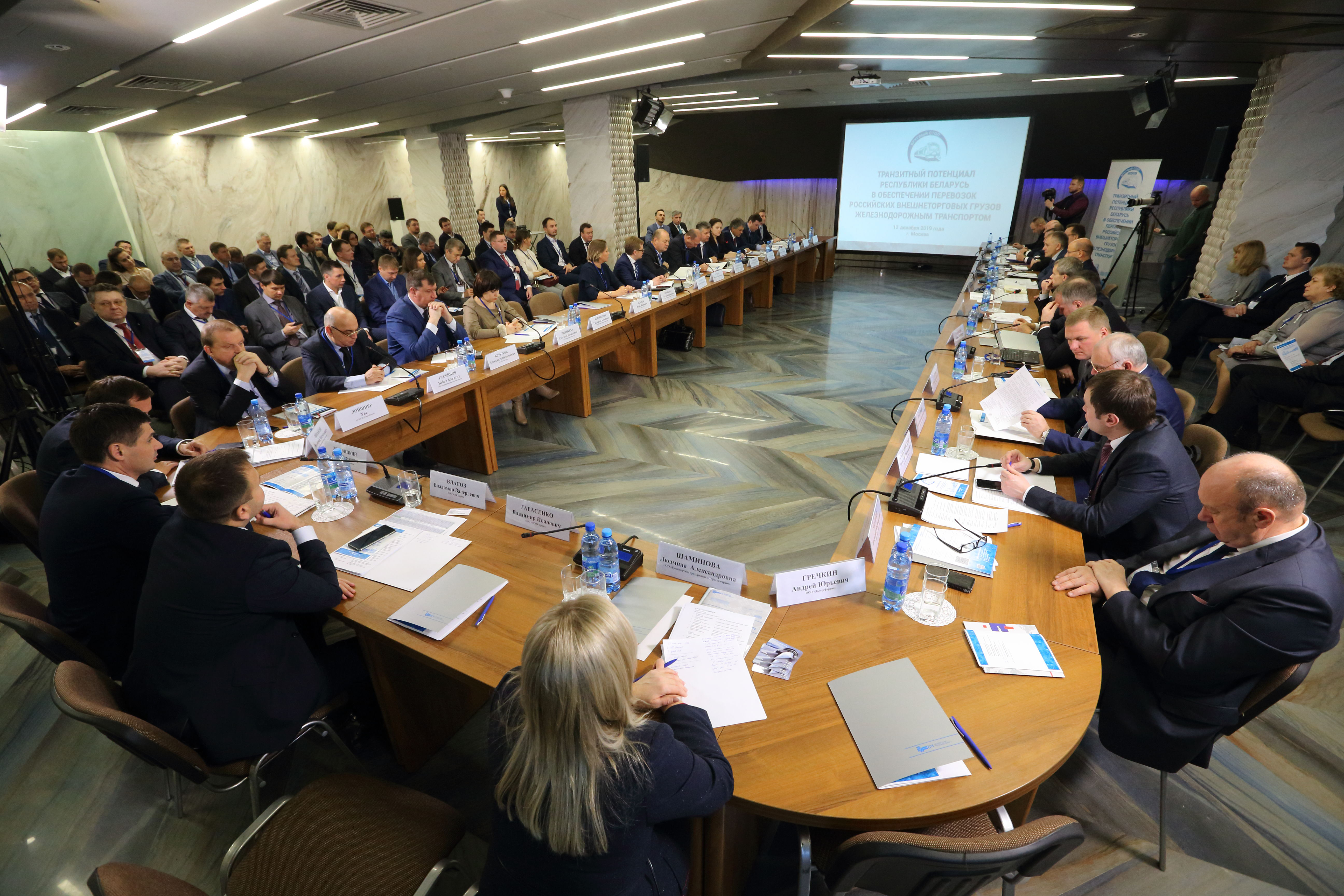 красная площадь москва 2022. обсуди москва. обсуди москва. обсуди москва. красная площадь москва весной.