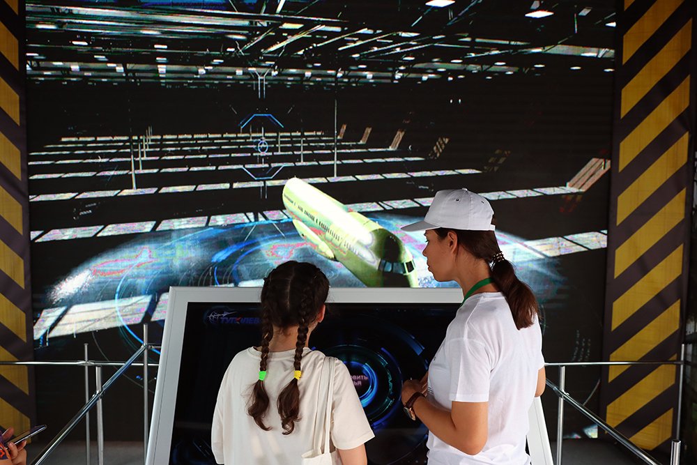 Подготовкой кадров на КАЗ имени С.П. Горбунова начинают заниматься со школьного возраста.