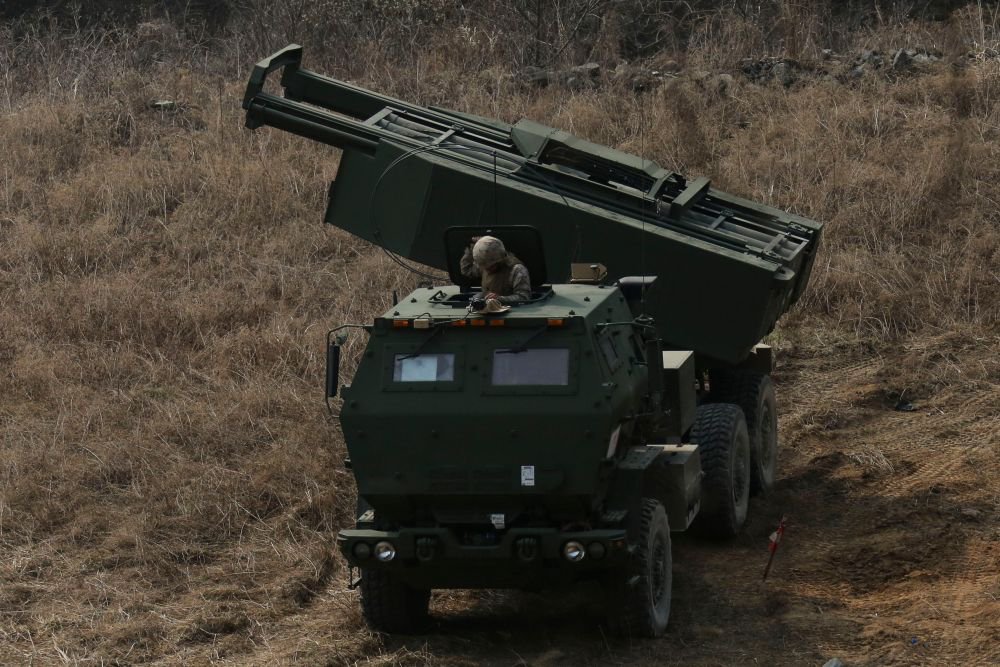 Ночное уничтожение РСЗО HIMARS показали на видео - Российская газета