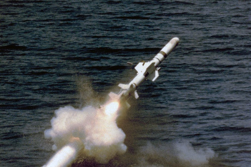 Запуск ПКР "Гарпун" с подводной лодки. / U.S. Navy / wikipedia.org Запуск ПКР "Гарпун" с подводной лодки. / U.S. Navy / wikipedia.org
