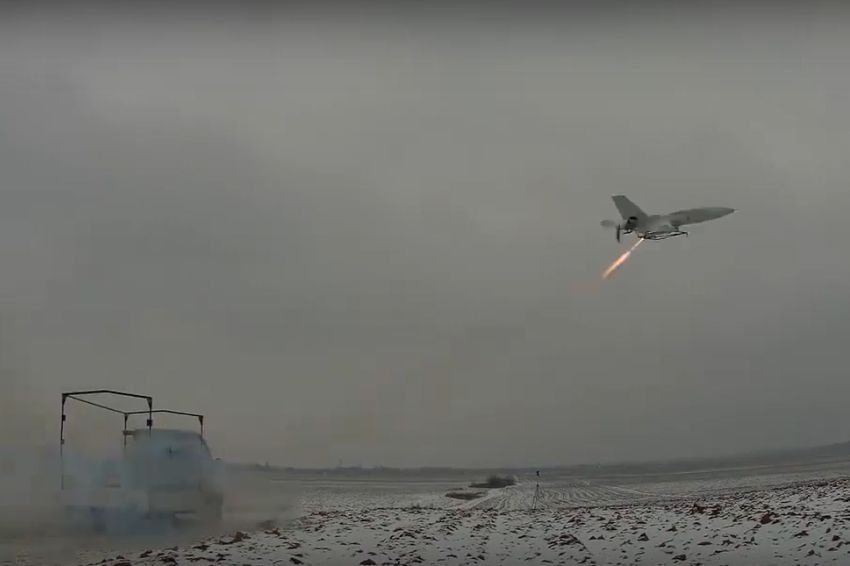 Украина испытала дальний дрон-камикадзе - Российская газета
