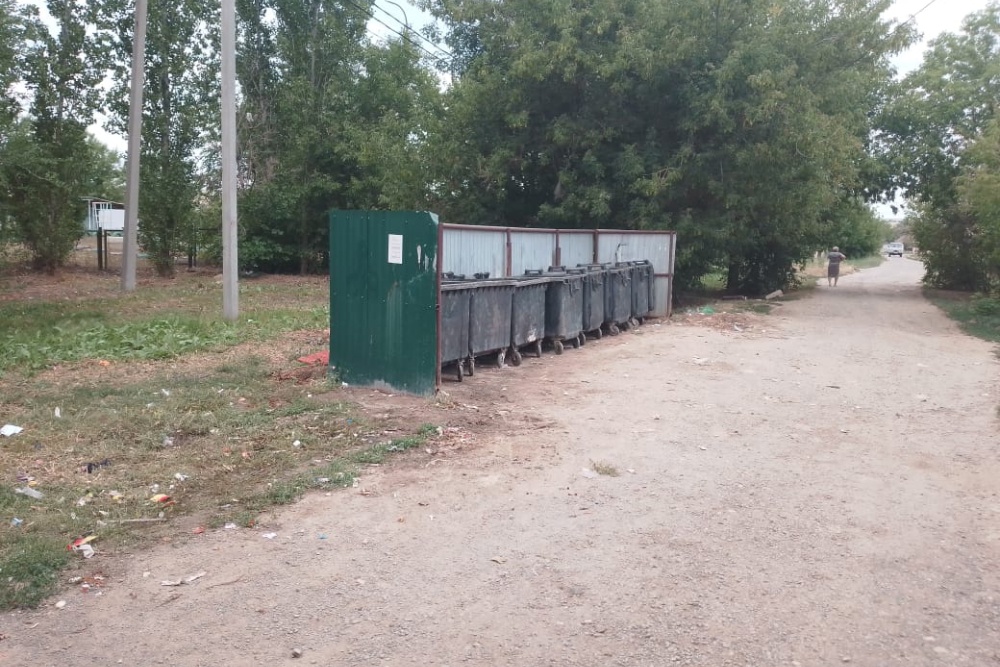 Современные контейнерные площадки. Контейнерные площадки волгоград. Контейнерная мусорная площадка тко. Лучшие контейнерные площадки. Ограждение площадки тбо 7500*2500*2500.