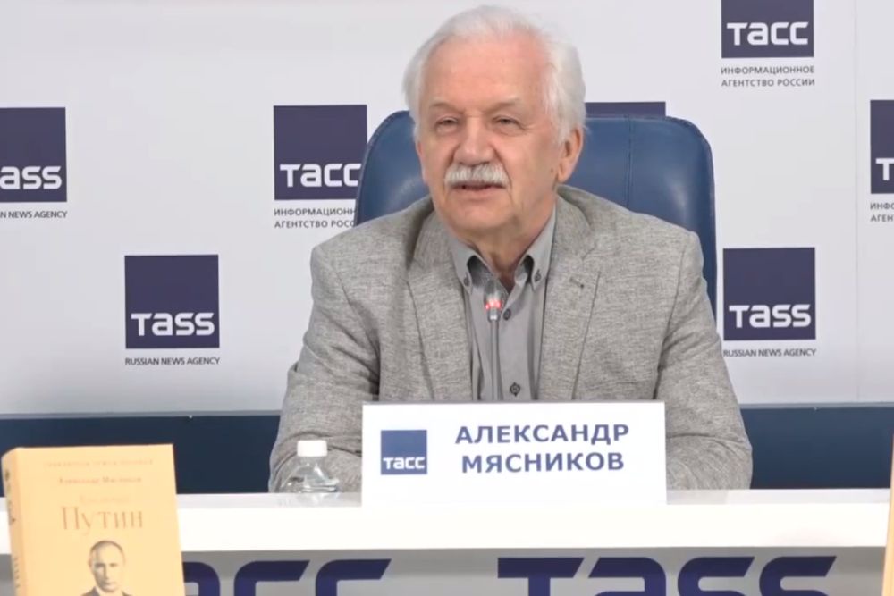 Шутки про психологию. Шутки про собеседование. Собеседование мем. Мемы про собеседование. Собеседование юмор.