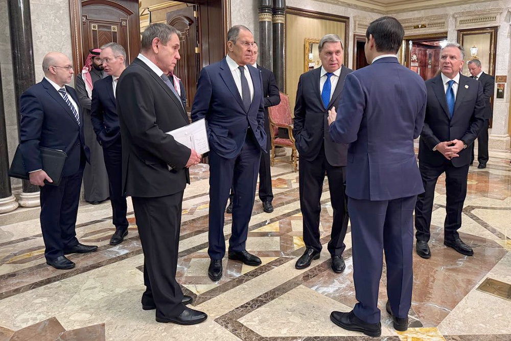 Тектонический сдвиг: как в мире отреагировали на переговоры России и США - РИА Н