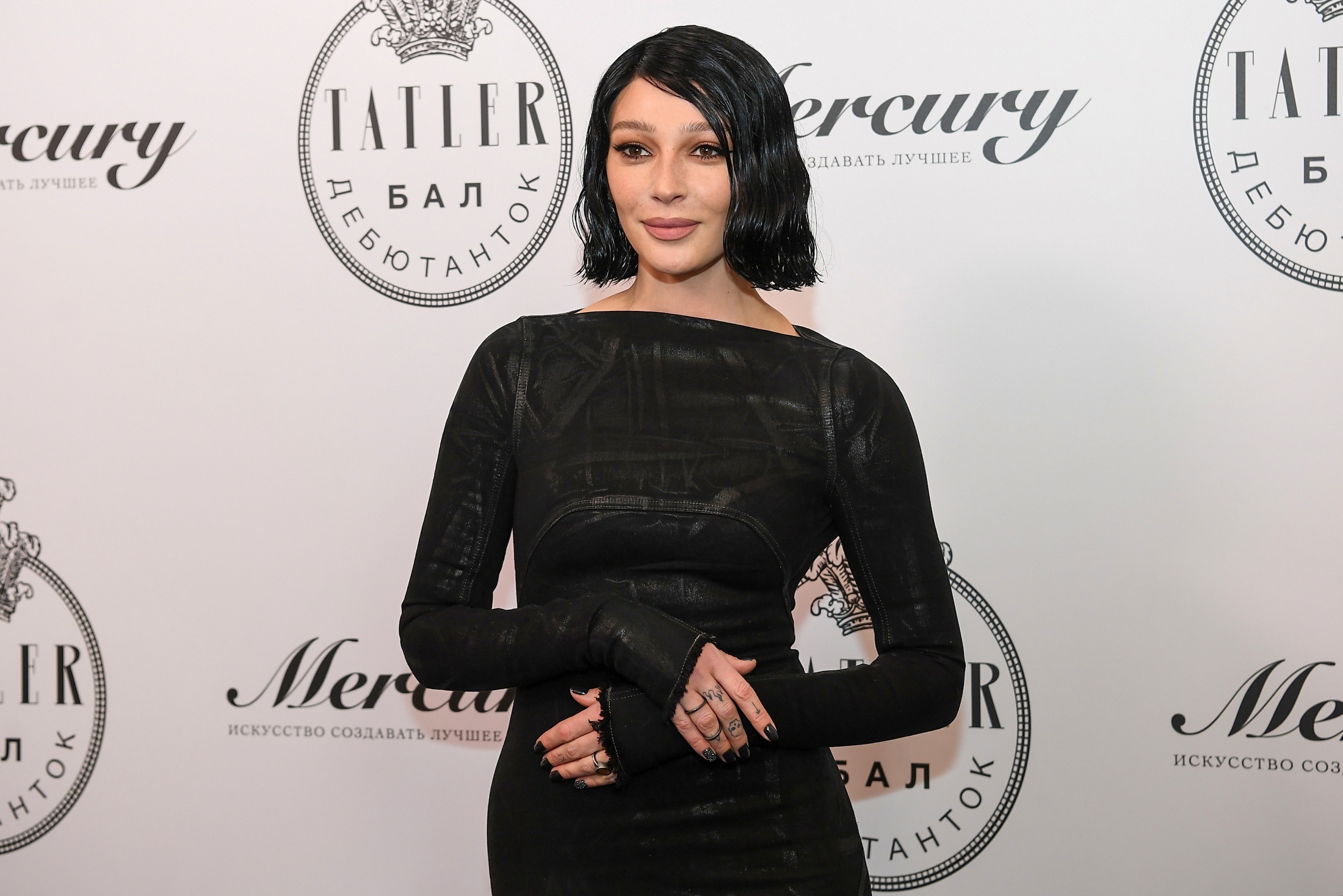 Актриса, режиссер, продюсер и блогер Анастасия Ивлеева перед началом бала дебютанток журнала Tatler в Доме Пашкова.