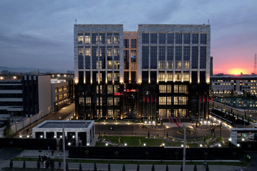 Новая штаб-квартира спецслужб КР разместилась в южной части Бишкека.