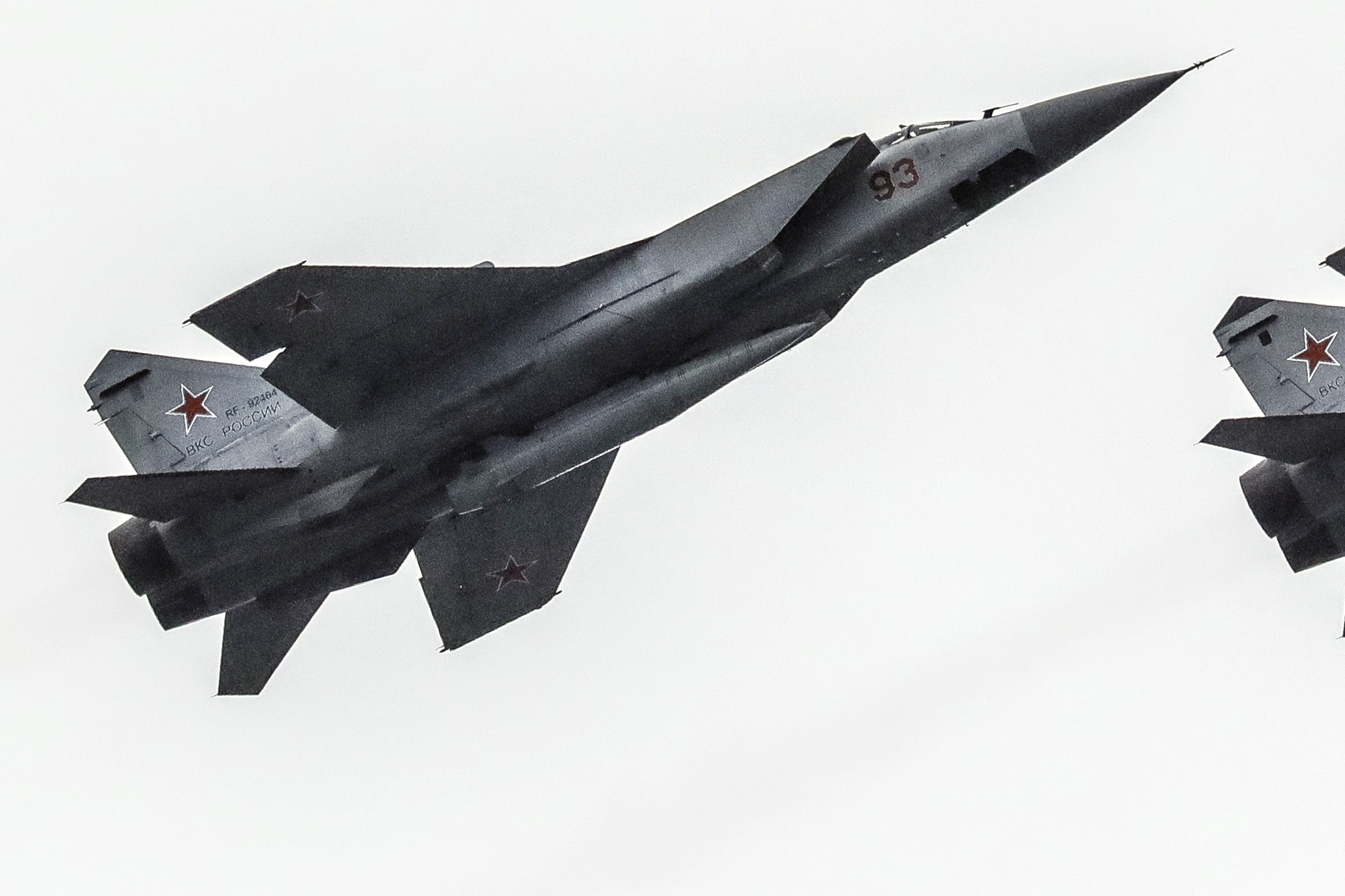 Для ударов по системам ПВО Украины применялись новейшие гиперзвуковые комплексы "Кинжал".