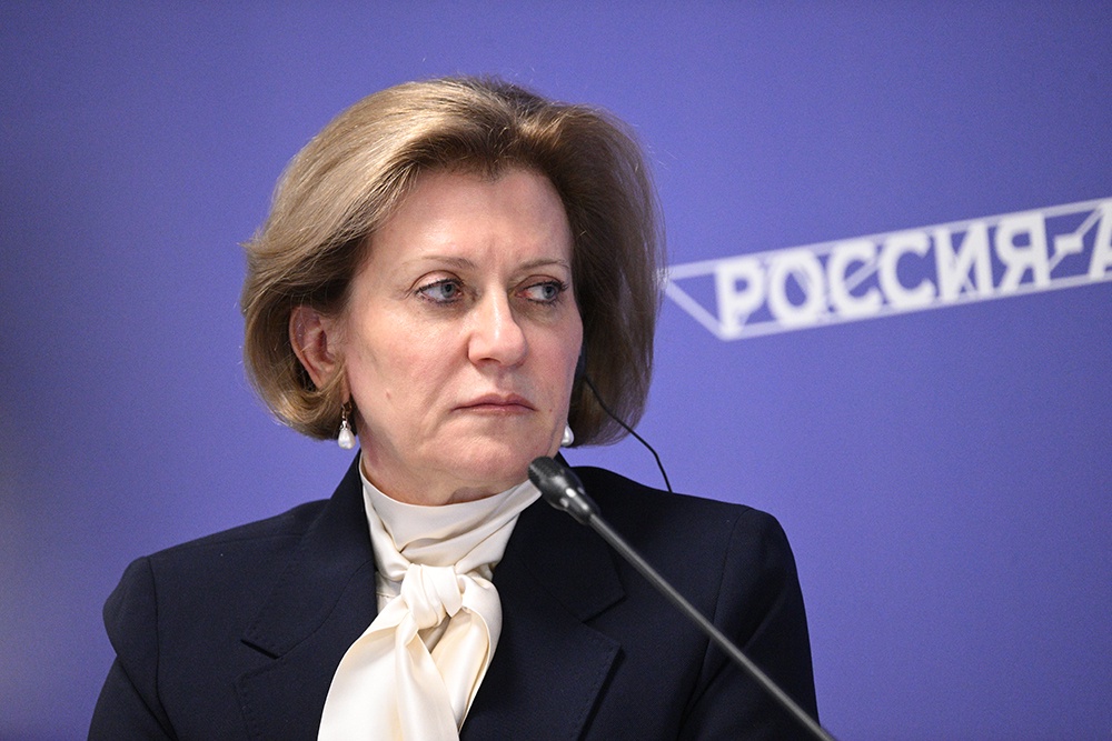 Анна Попова