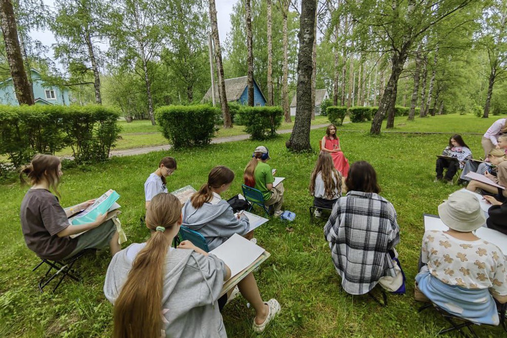 Юные художники участвовали в мастер-классах и конкурсах. Юные художники участвовали в мастер-классах и конкурсах.