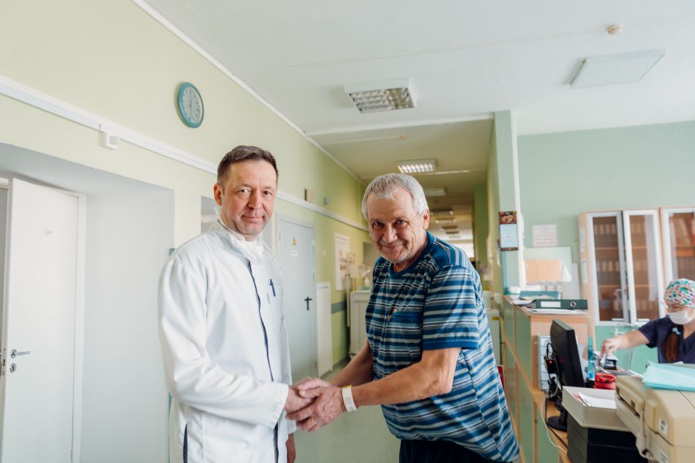 Хирург Павел Игнатенко и его коллеги устранили беду, от которой сам пациент лишь отмахивался...