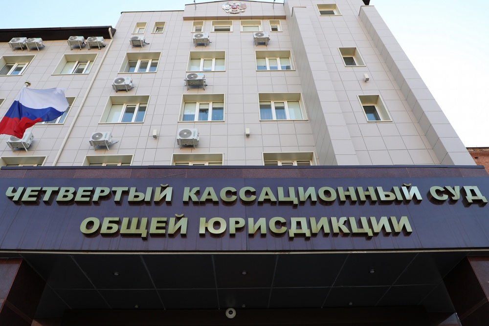 Житель Сочи выстрелил в туристов, принявших его за актера-юмориста
