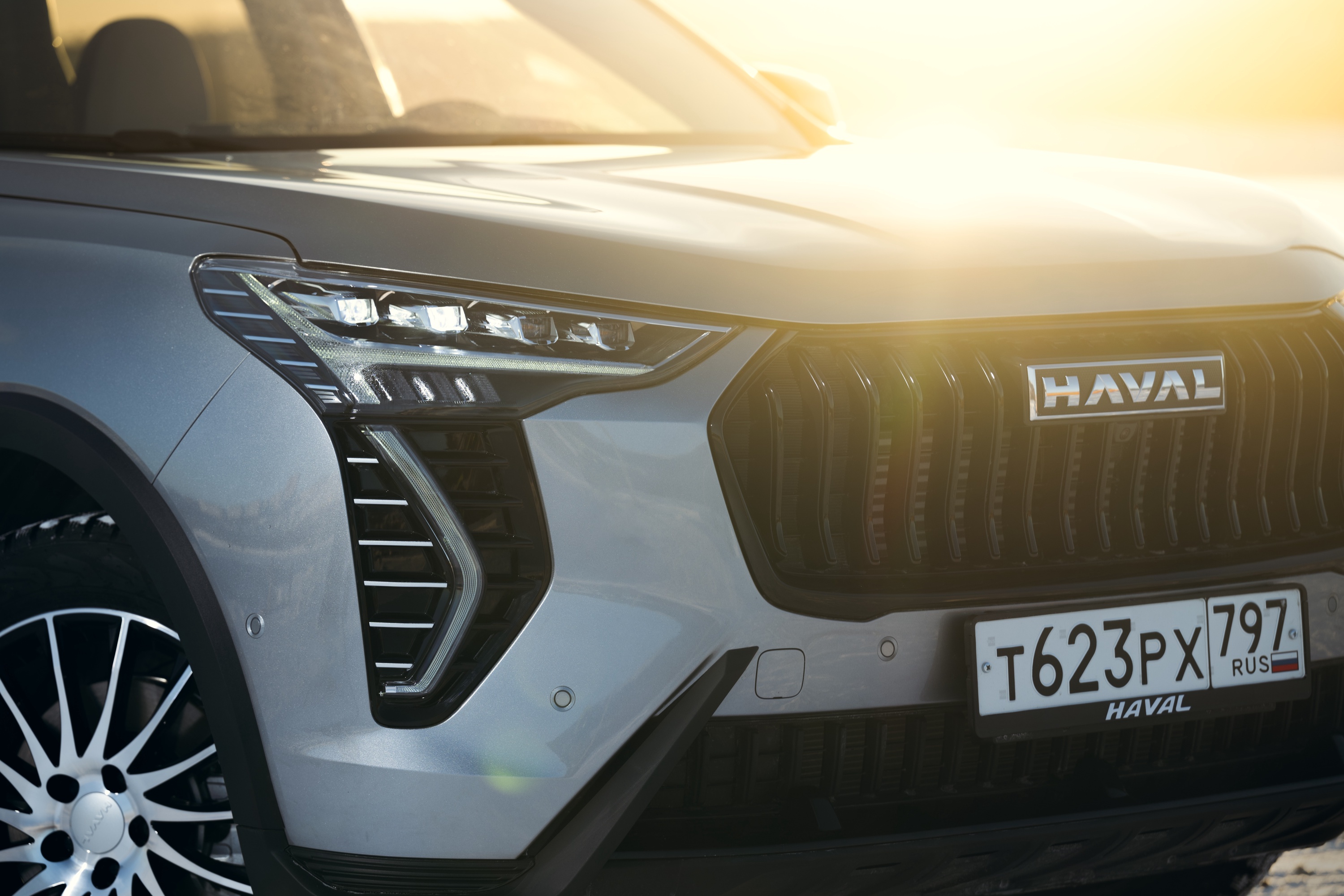 Haval Jolion стал абсолютным лидером продаж в сегменте SUV в России