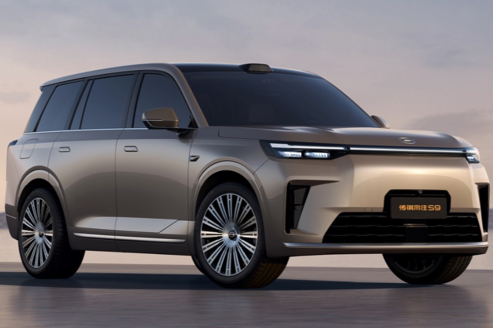 Замена Li Auto L7 с официальной гарантией и топовым оснащением: большой гибридный кроссовер GAC S9 появится в России в 2026 году
