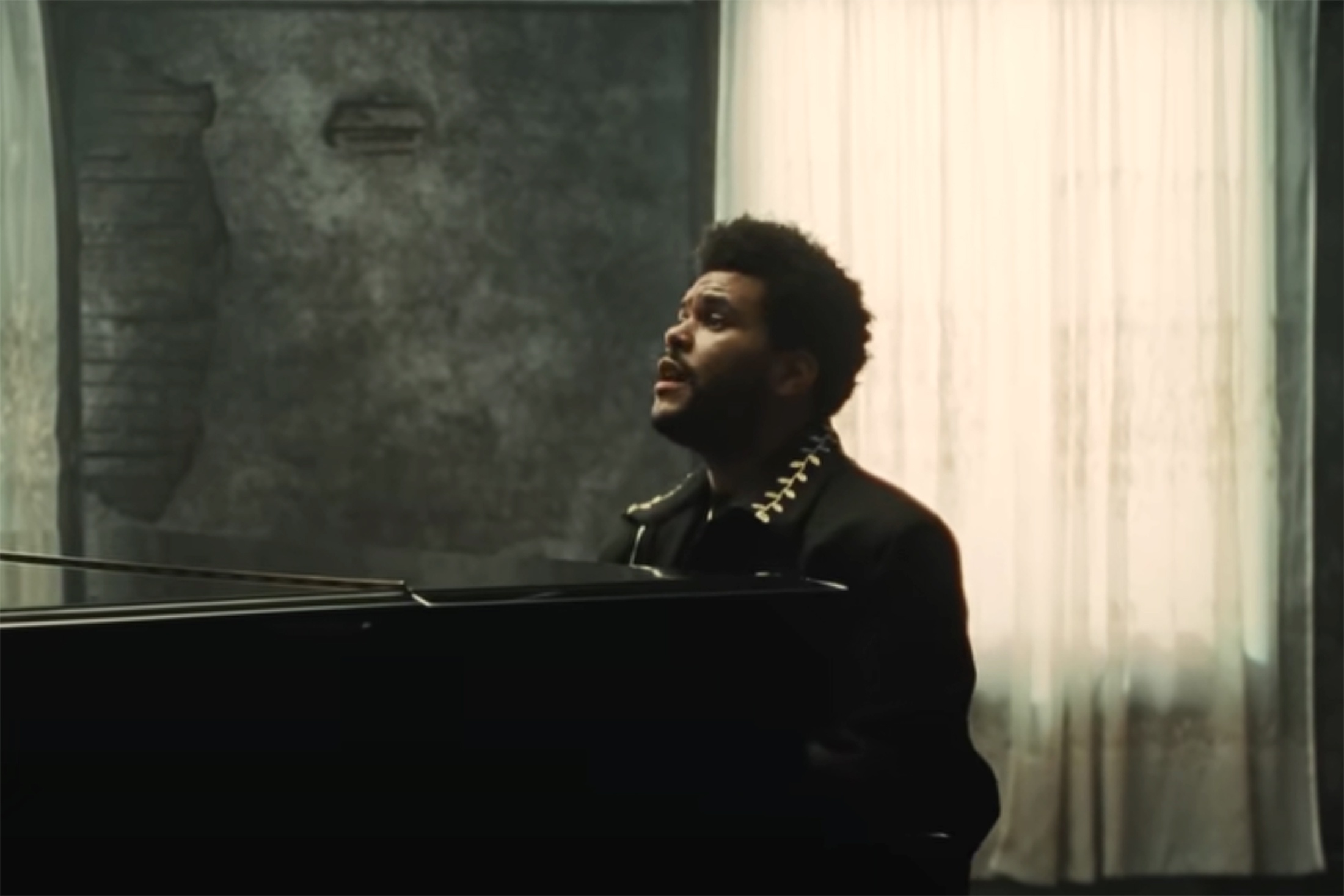 Weeknd выпустил саундтрек к фильму Hurry Up Tomorrow