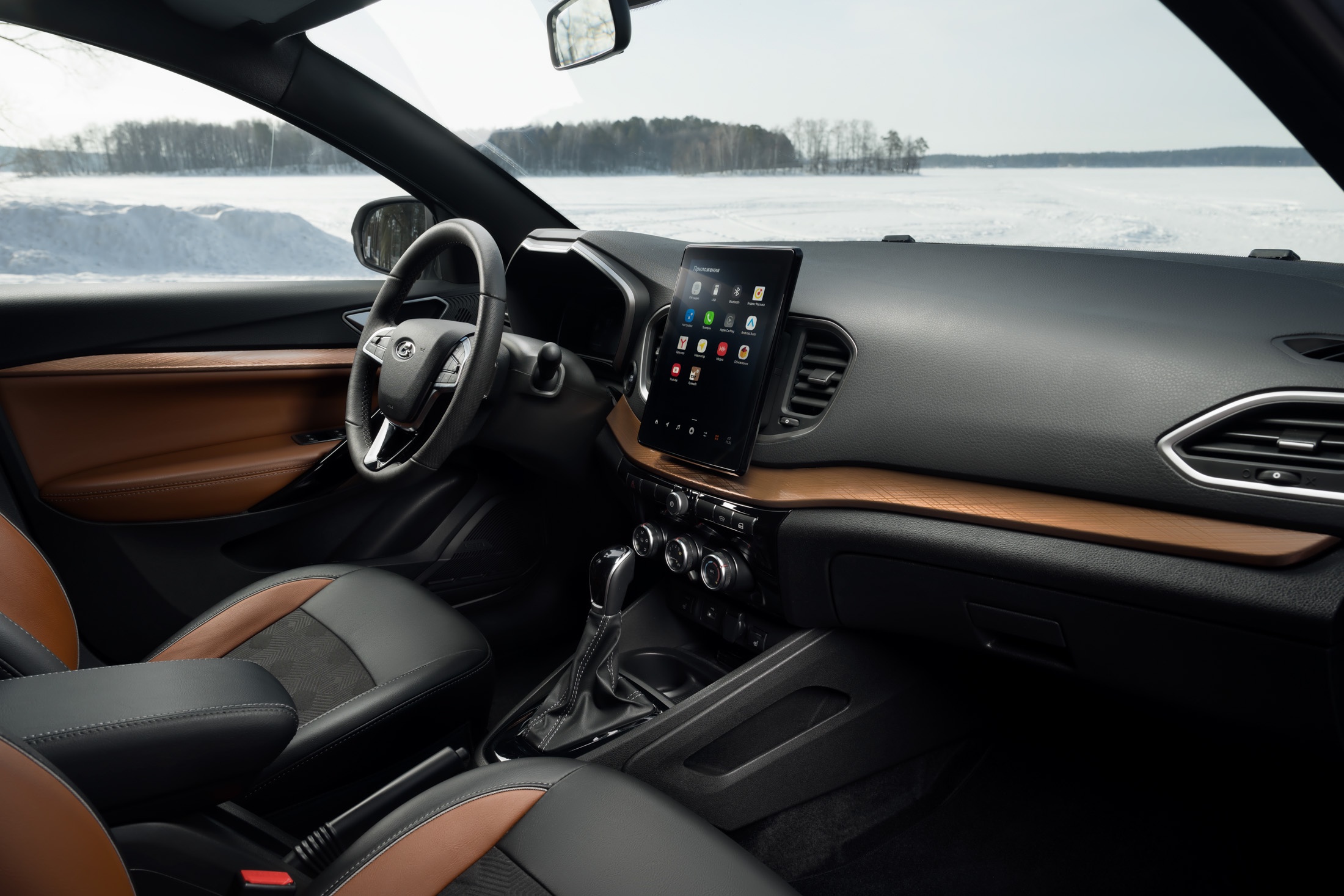 Lada Vesta обогнала Haval Jolion и Chery Tiggo 7 Pro Max: какие ещё машины с «автоматом» выбирают россияне