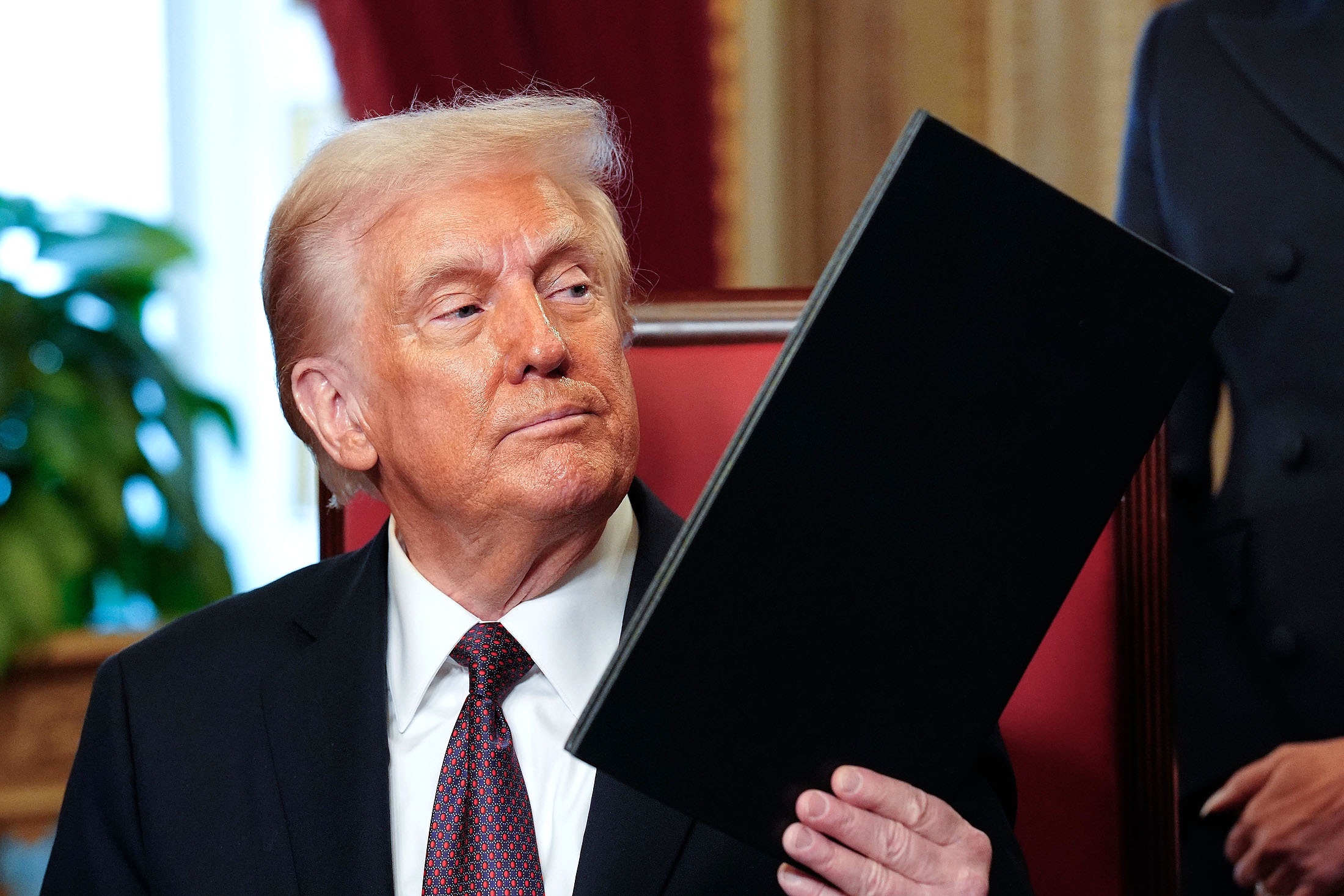 ЦБ: Влияние пошлин Трампа на цены в России будет незначительным