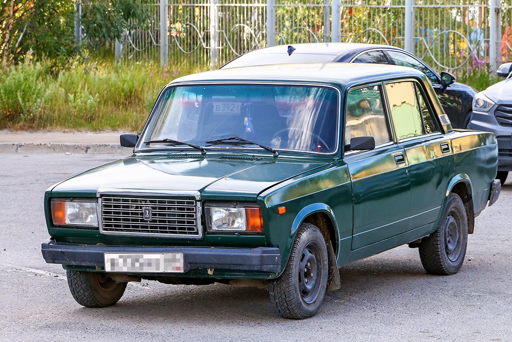 В июне самой популярной моделью на вторичном авторынке в России стала Lada 2107