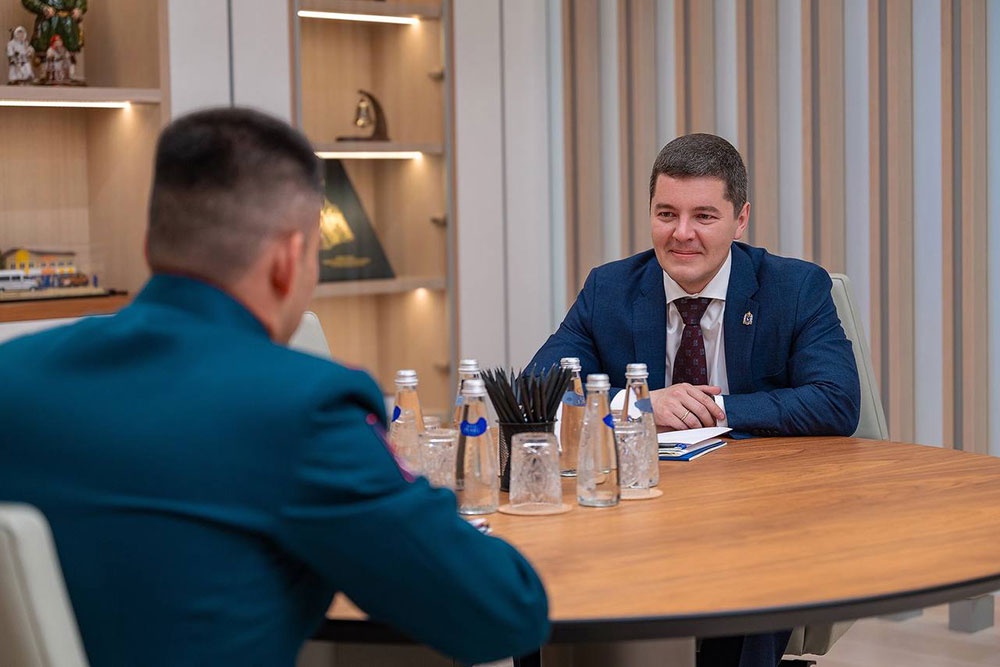 Губернатор Ямала стал наставником для участника программы "Время героев"