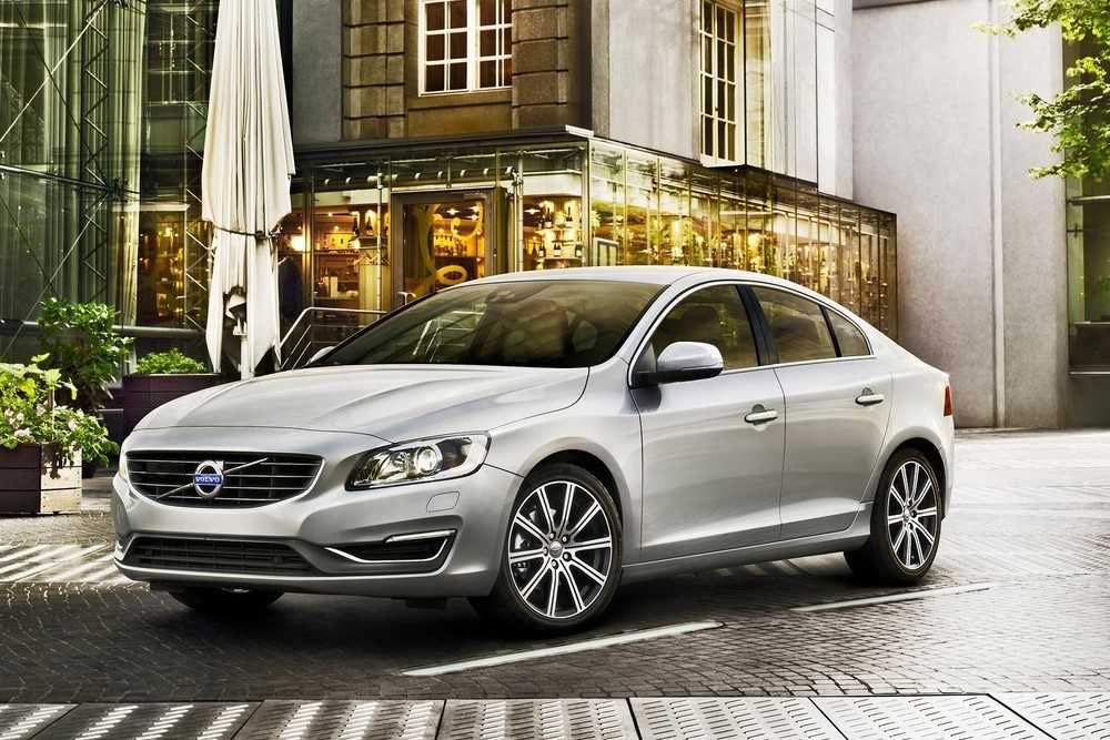 Эксперт Зиновьев рассказал, чем грозит покупка Volvo S60 второго поколения