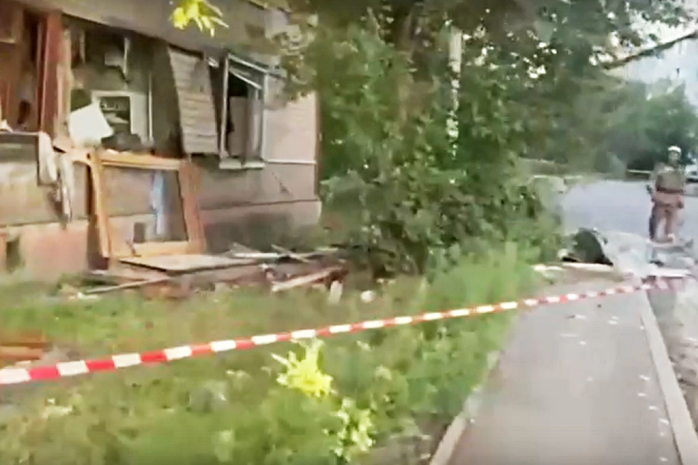 МЧС опубликовало видео дома в Иркутске, где взорвался бойлер
