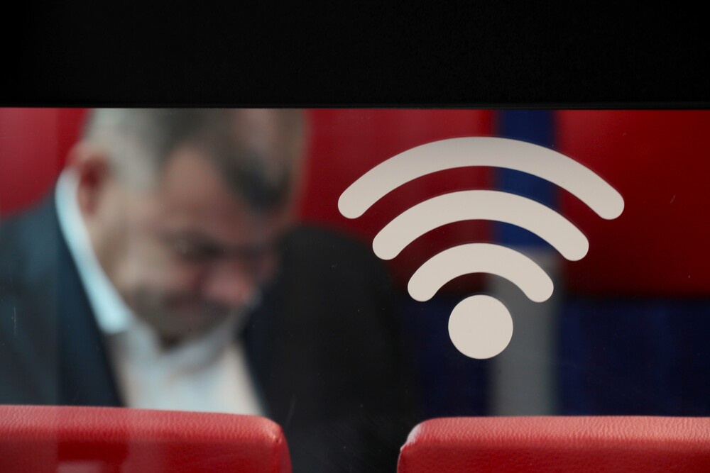 Бесплатный Wi-Fi в общественных зонах востребован из-за нестабильной работы мобильного интернета.
