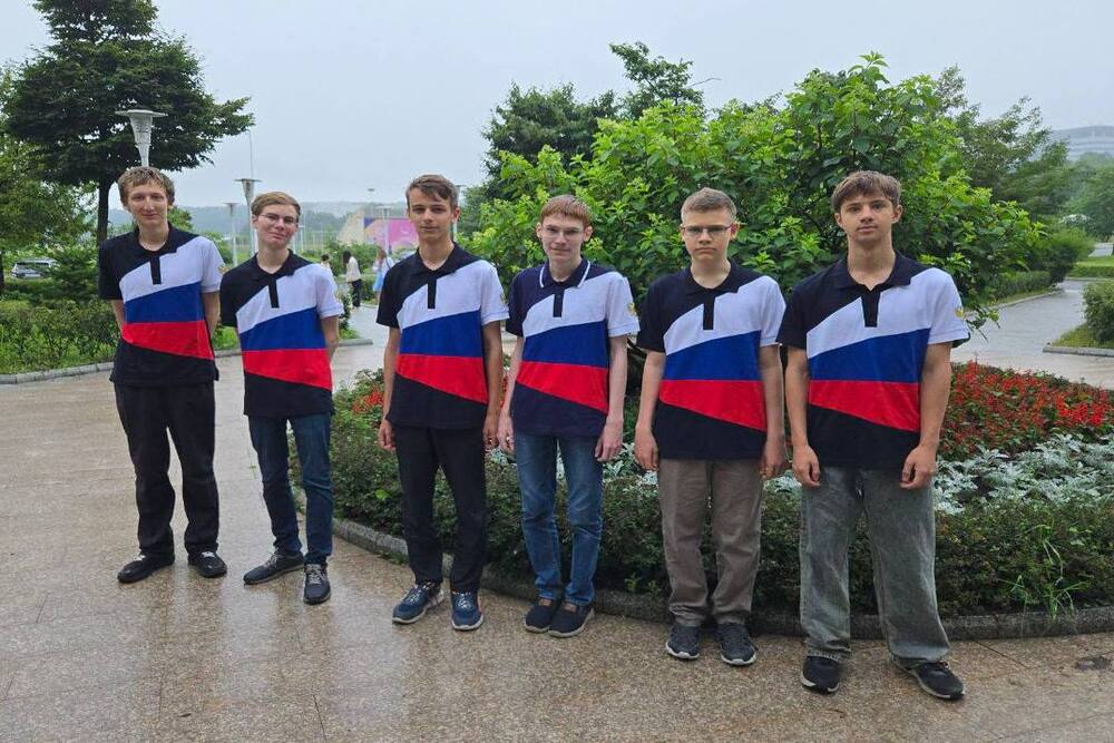 В Петербург возвращаются участники Международной математической олимпиады
