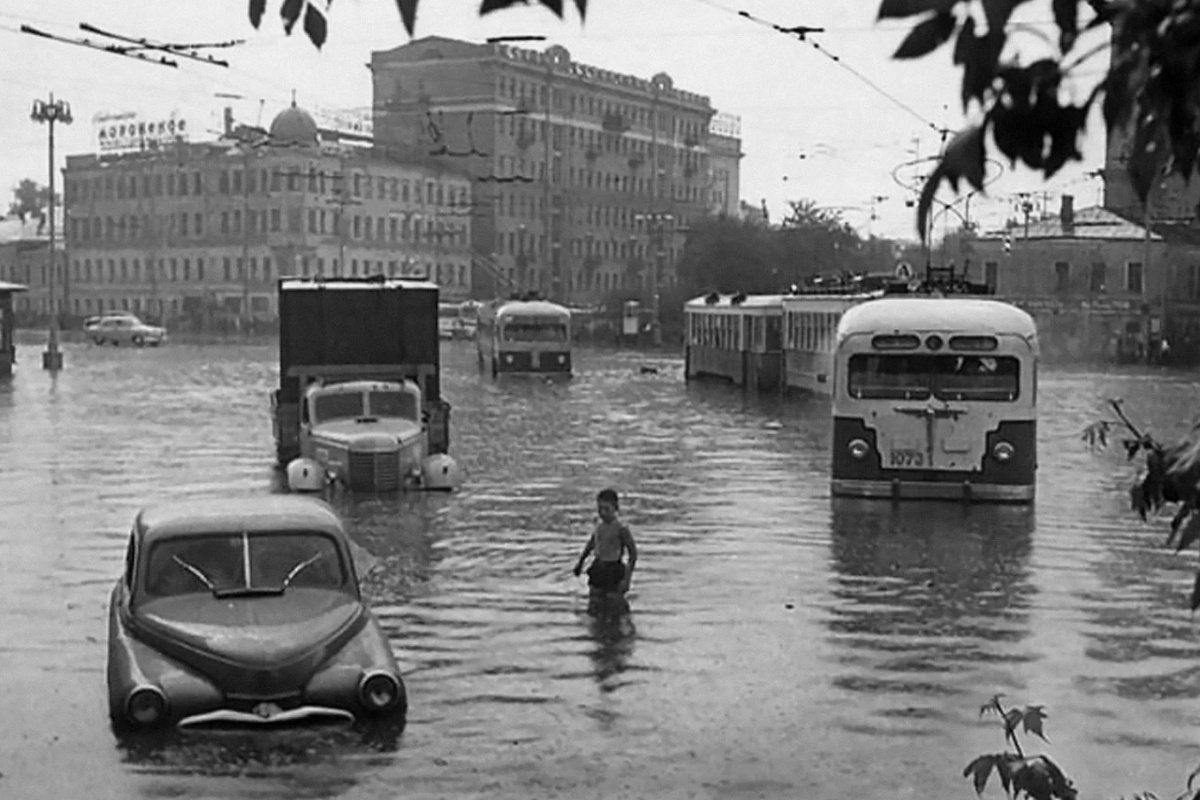 Большая вода в Москве. 1966 год.